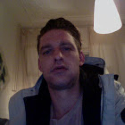 Fabian zoekt een Kamer / Studio / Appartement in Den Haag