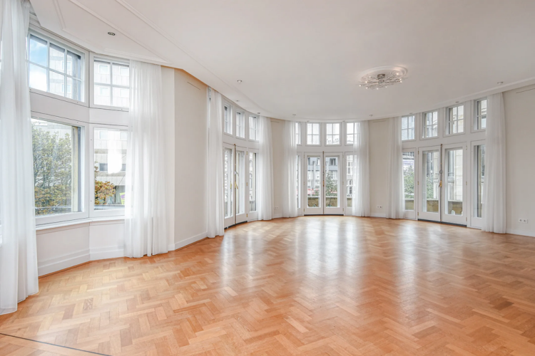 Appartement aan Hofweg 25, Den Haag
