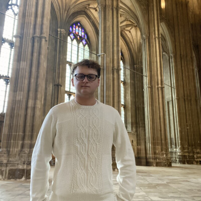 Logan zoekt een Studio / Appartement / Huurwoning in Den Haag