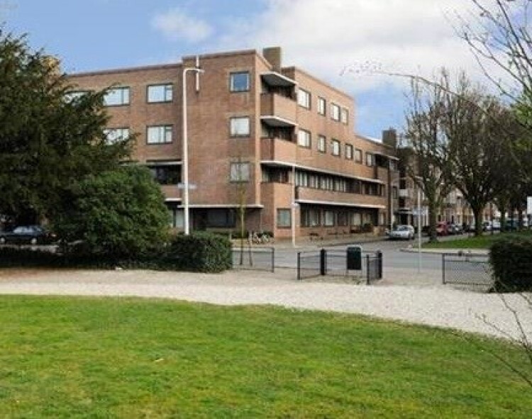 Jozef Israëlsplein, Den Haag