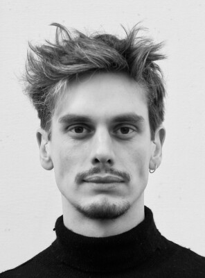 Pierre-Eric  zoekt een Kamer / Studio / Appartement / Huurwoning in Den Haag